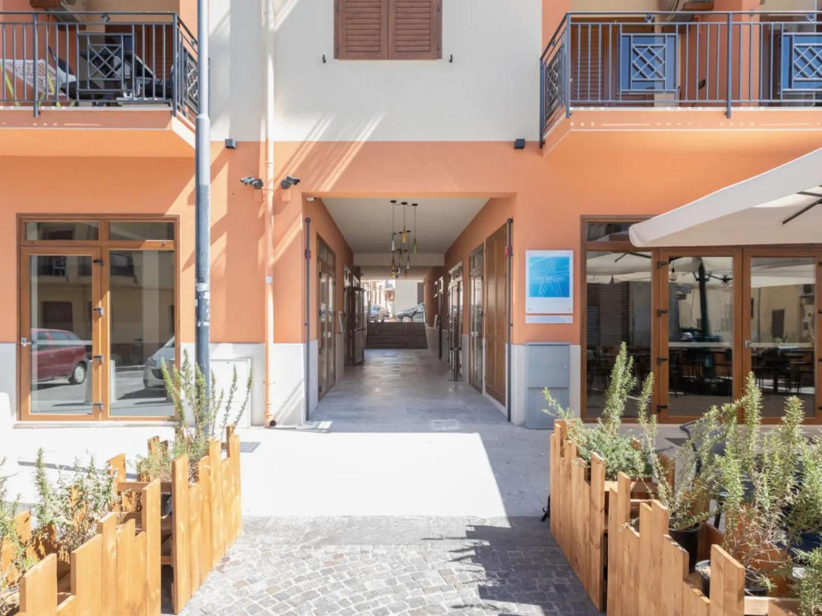 Azzurra Apartments Балестрате Екстер'єр фото