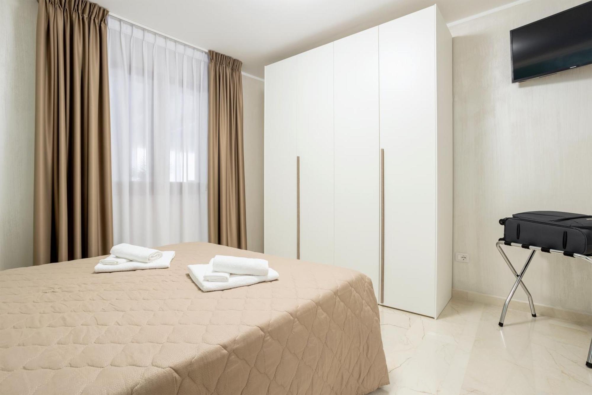 Azzurra Apartments Балестрате Екстер'єр фото