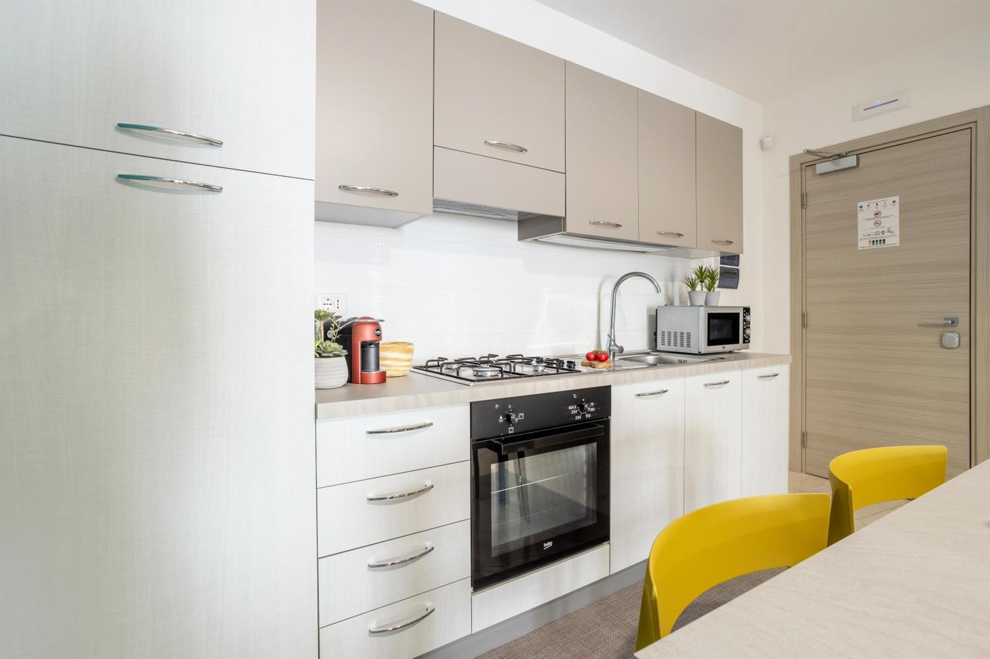 Azzurra Apartments Балестрате Екстер'єр фото